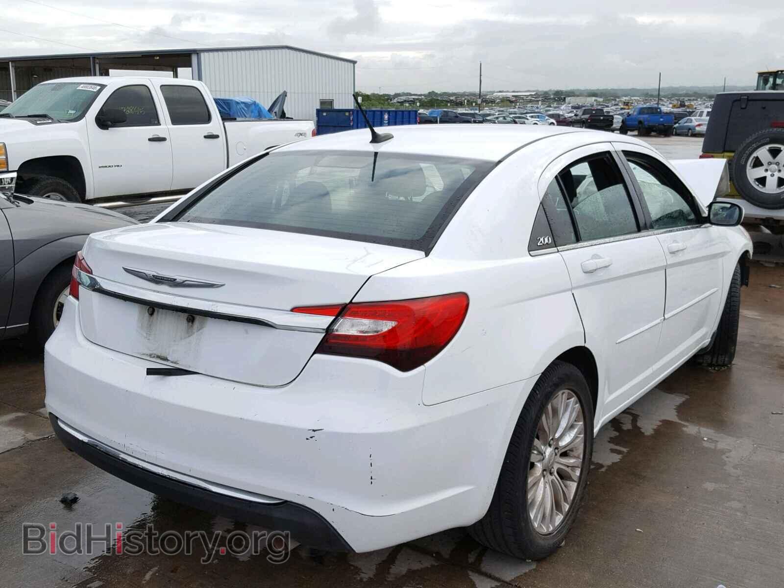 2012 CHRYSLER 200 - VIN: 1C3CCBAB0CN149083 - Photo 4