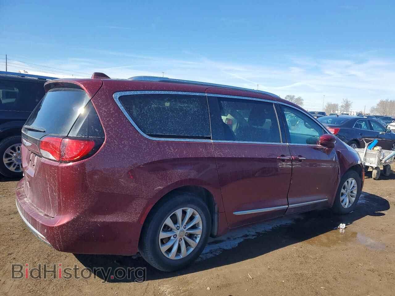 2018 CHRYSLER PACIFICA - VIN: 2C4RC1BG3JR246367 - Photo 3