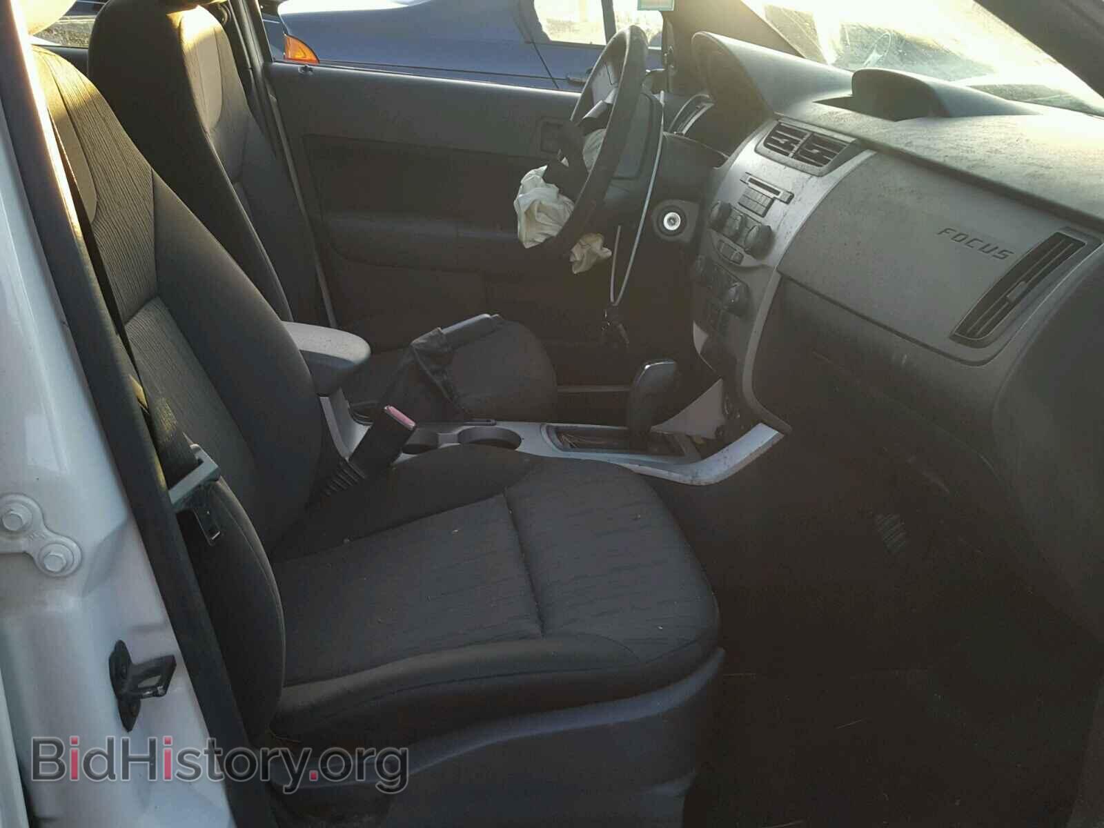 2009 FORD FOCUS - VIN: 1FAHP35N09W214927 - Photo 5