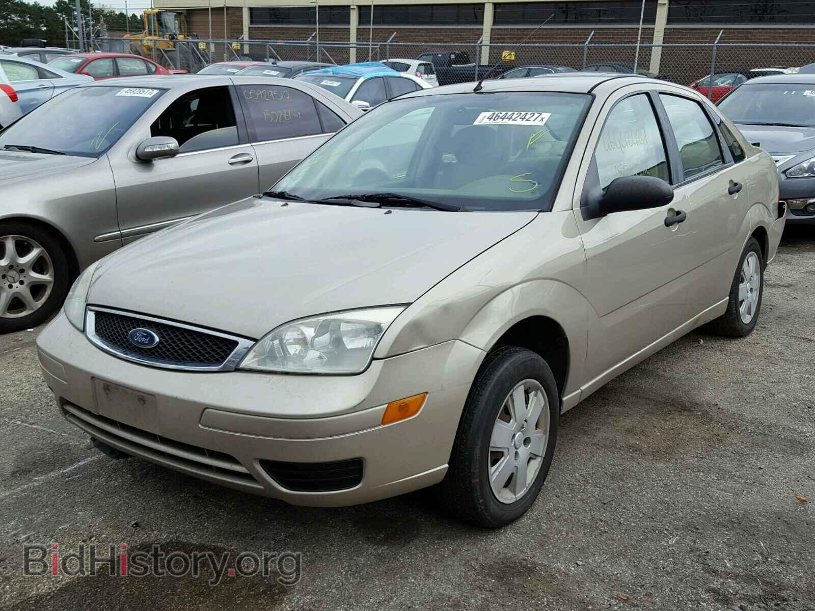 2007 FORD FOCUS - VIN: 1FAHP34N97W197253 - Фото 2