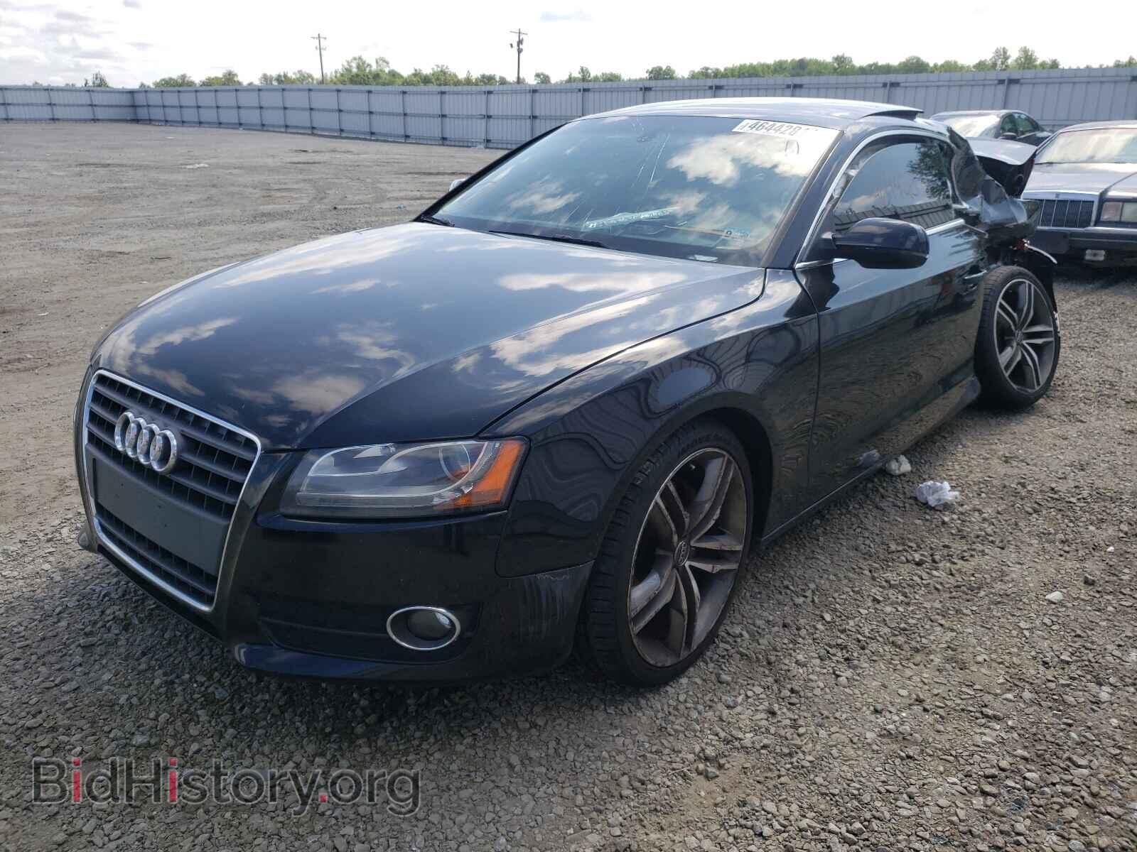 2010 AUDI A5 - VIN: WAULFAFR0AA070985 - Фото 2