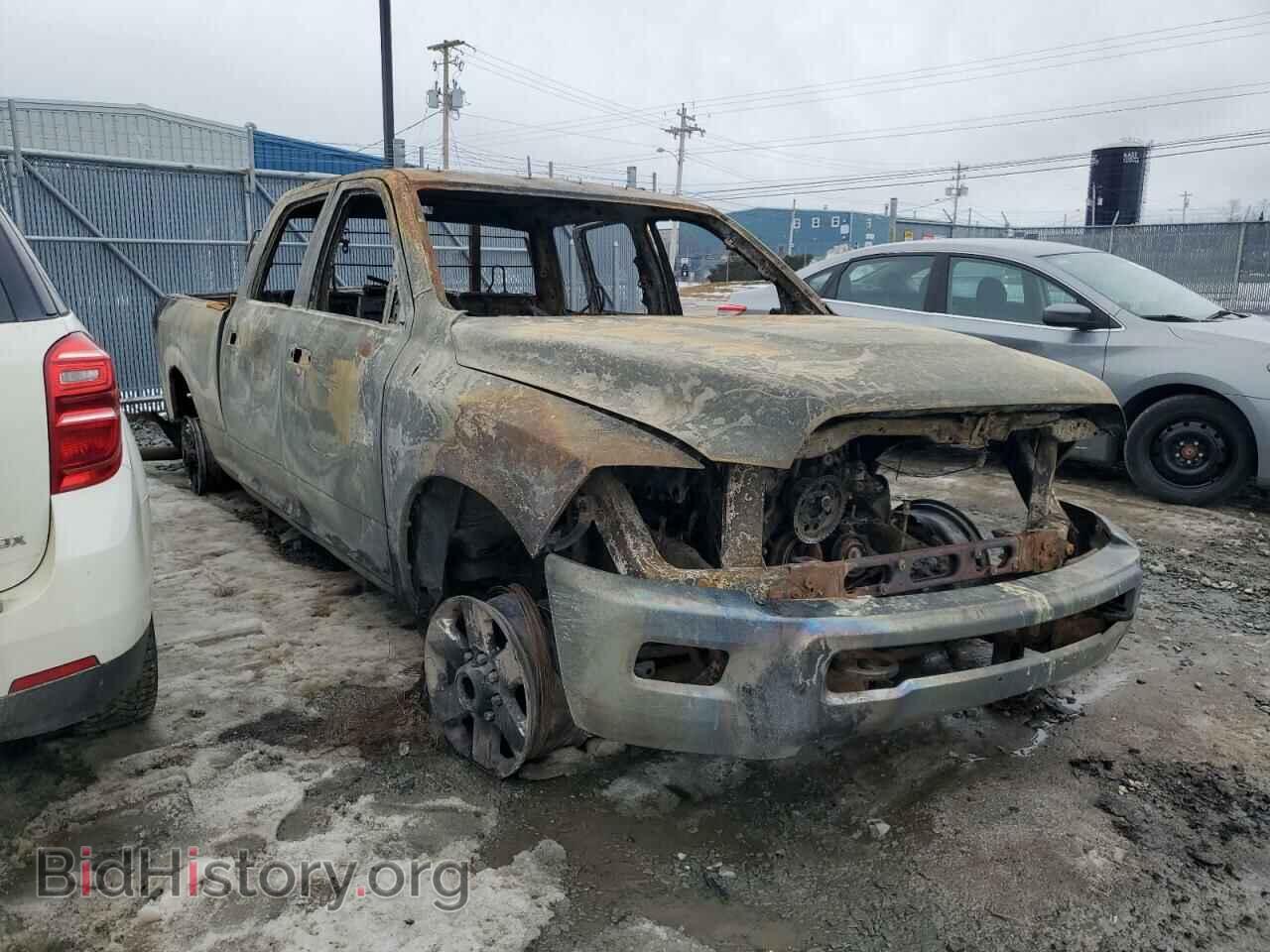 2014 RAM All Models - VIN: 3C6UR5DJ3EG201991 - Photo 4