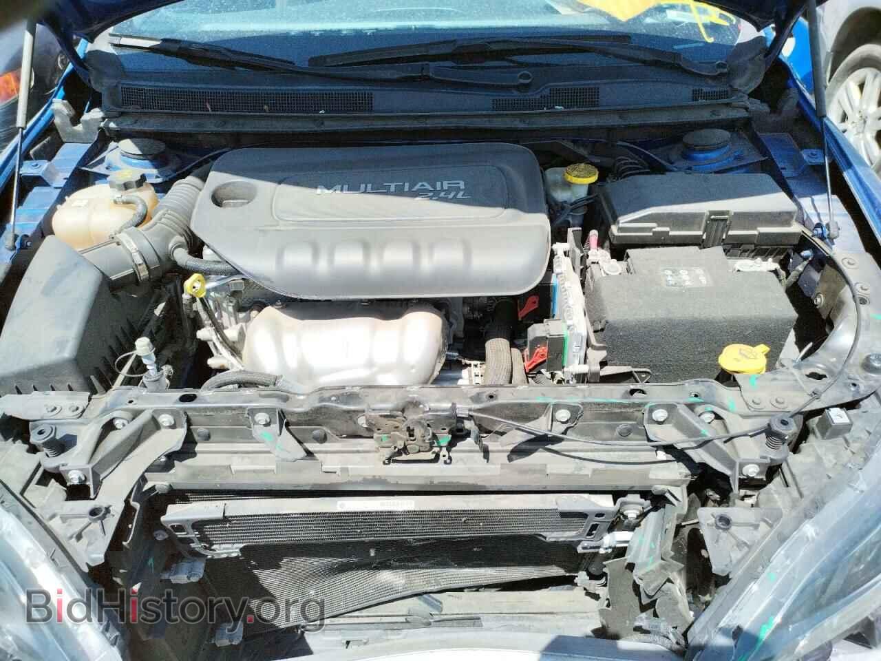 2016 CHRYSLER 200 - VIN: 1C3CCCAB4GN175570 - Фото 7