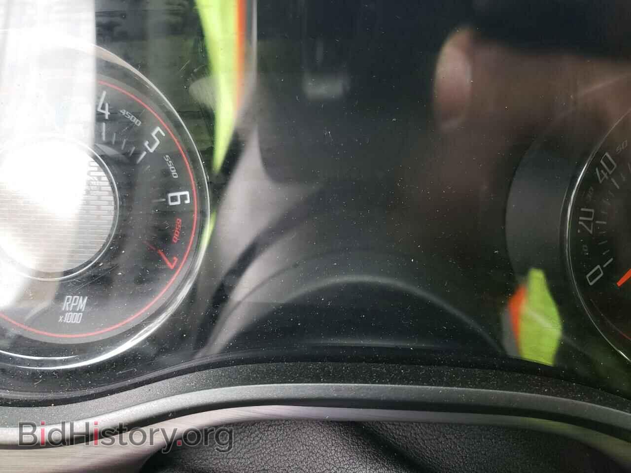2017 DODGE CHALLENGER - VIN: 2C3CDZAG4HH613087 - Фото 8