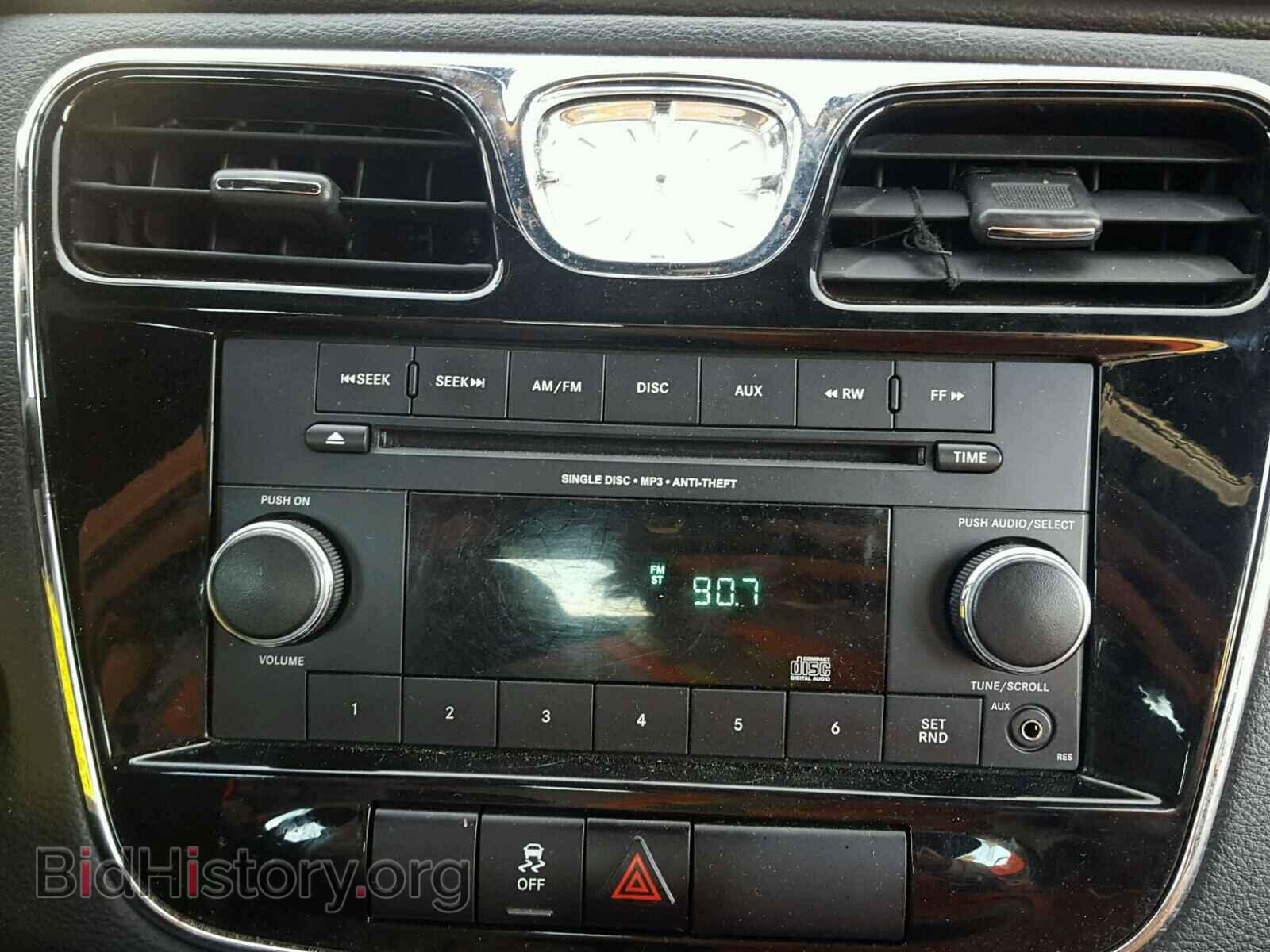 2014 CHRYSLER 200 - VIN: 1C3CCBAB3EN230646 - Фото 9