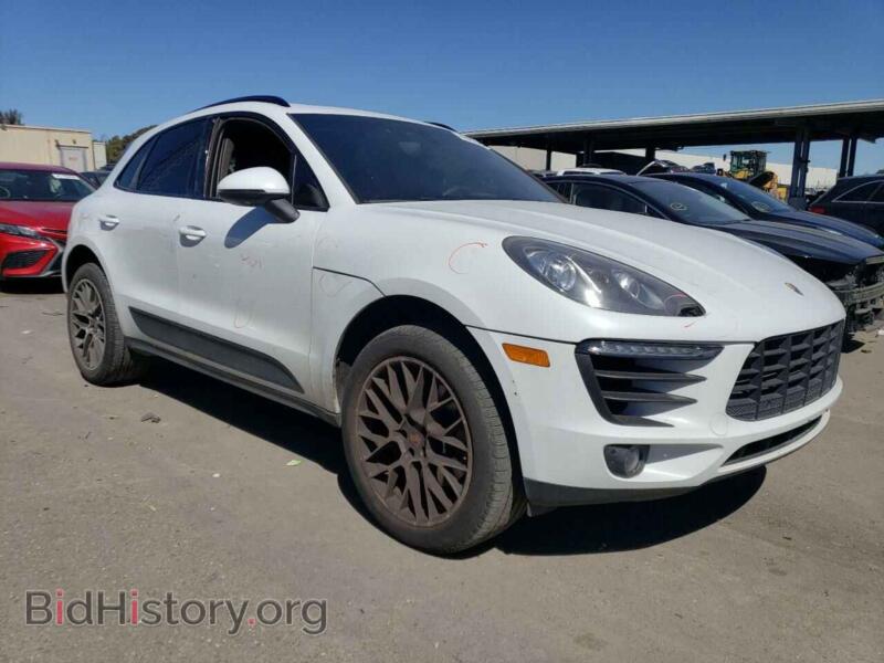 2016 Porsche MACAN (VIN WP1AB2A50GLB50962) — photo 4 of 12