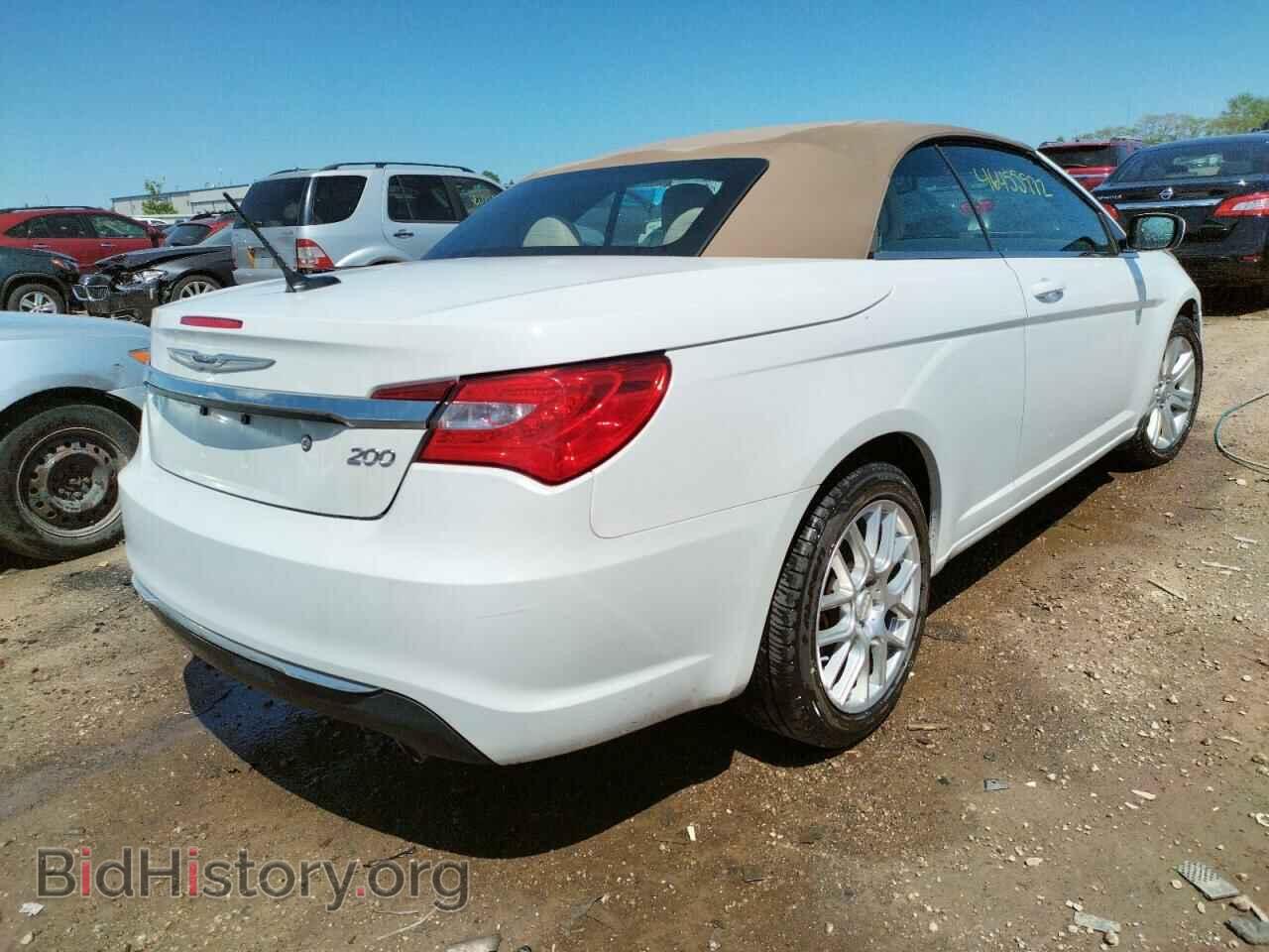2013 CHRYSLER 200 - VIN: 1C3BCBEG3DN676313 - Фото 4
