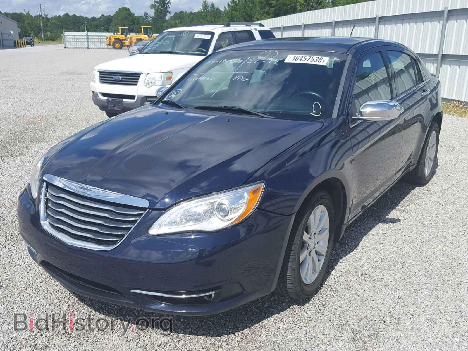 2014 CHRYSLER 200 - VIN: 1C3CCBCG3EN172885 - Фото 2