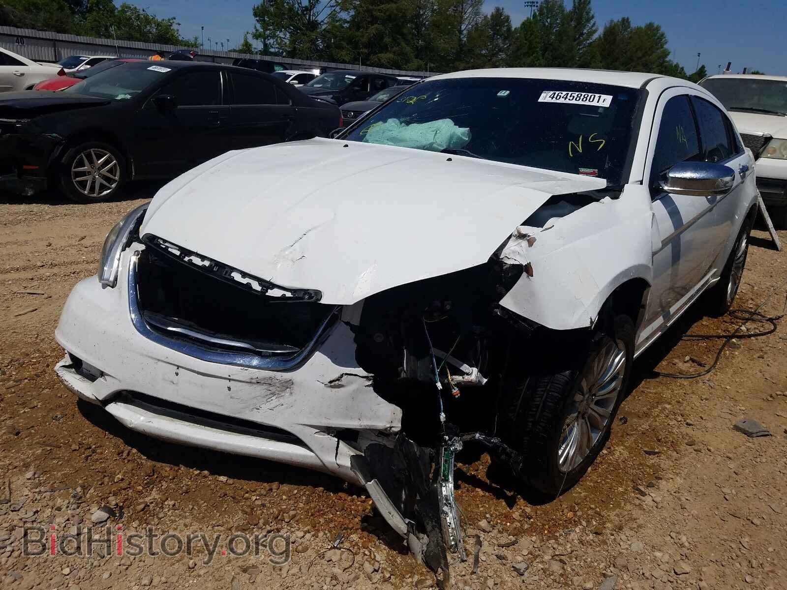 2012 CHRYSLER 200 - VIN: 1C3CCBCB6CN121768 - Фото 2