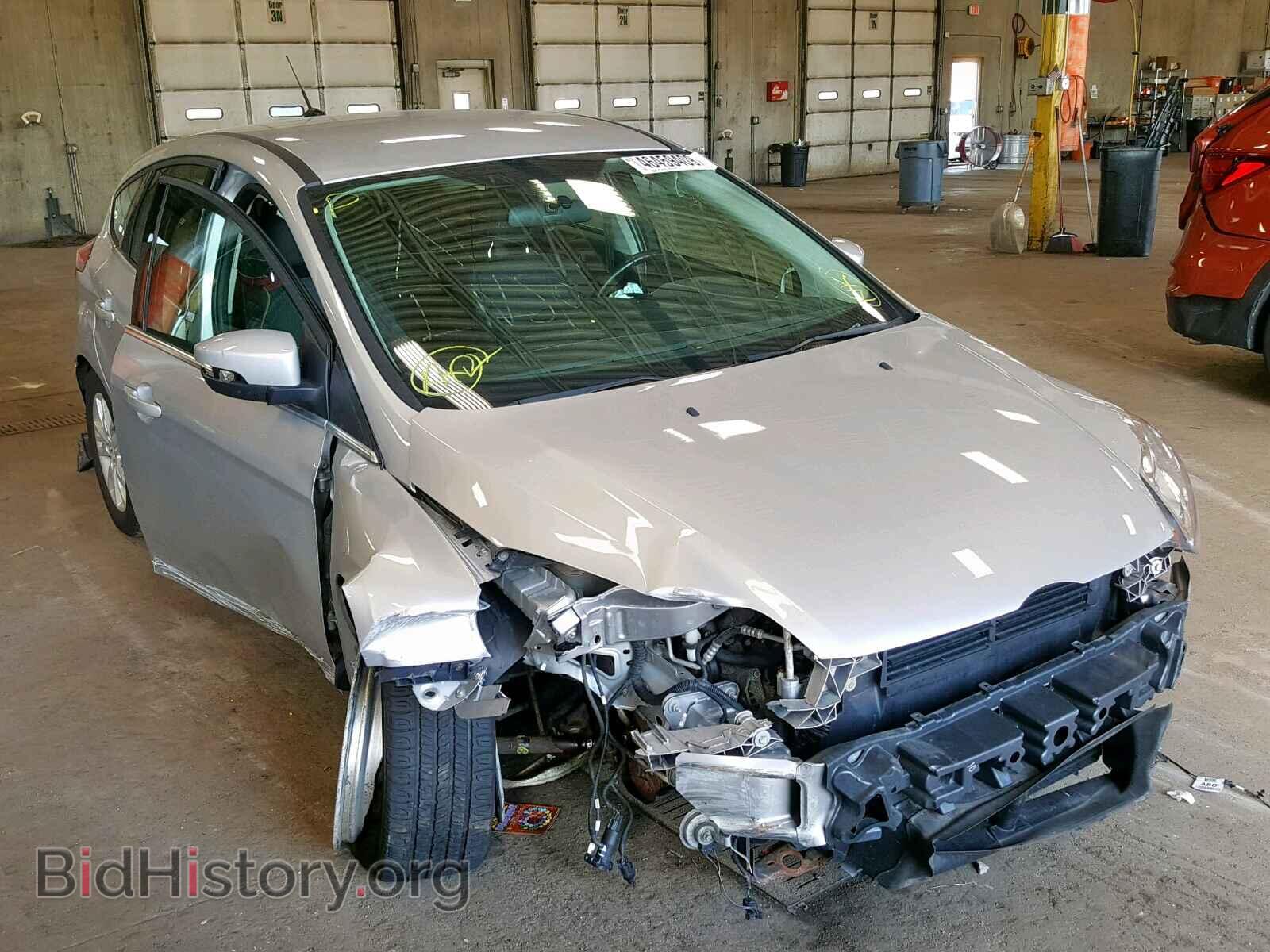 Photo 1FAHP3M24CL216647 - FORD FOCUS 2012