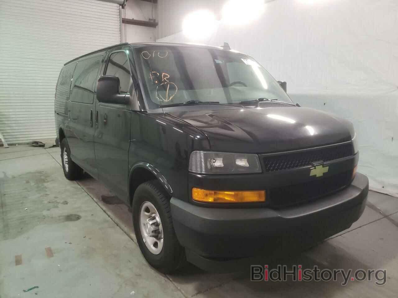 Photo 1GCWGAFP9J1283137 - CHEVROLET EXPRESS 2018