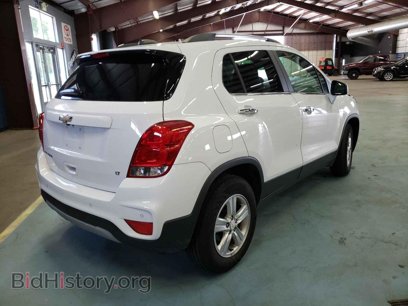 2017 CHEVROLET TRAX - VIN: 3GNCJPSB5HL249272 - Фото 4