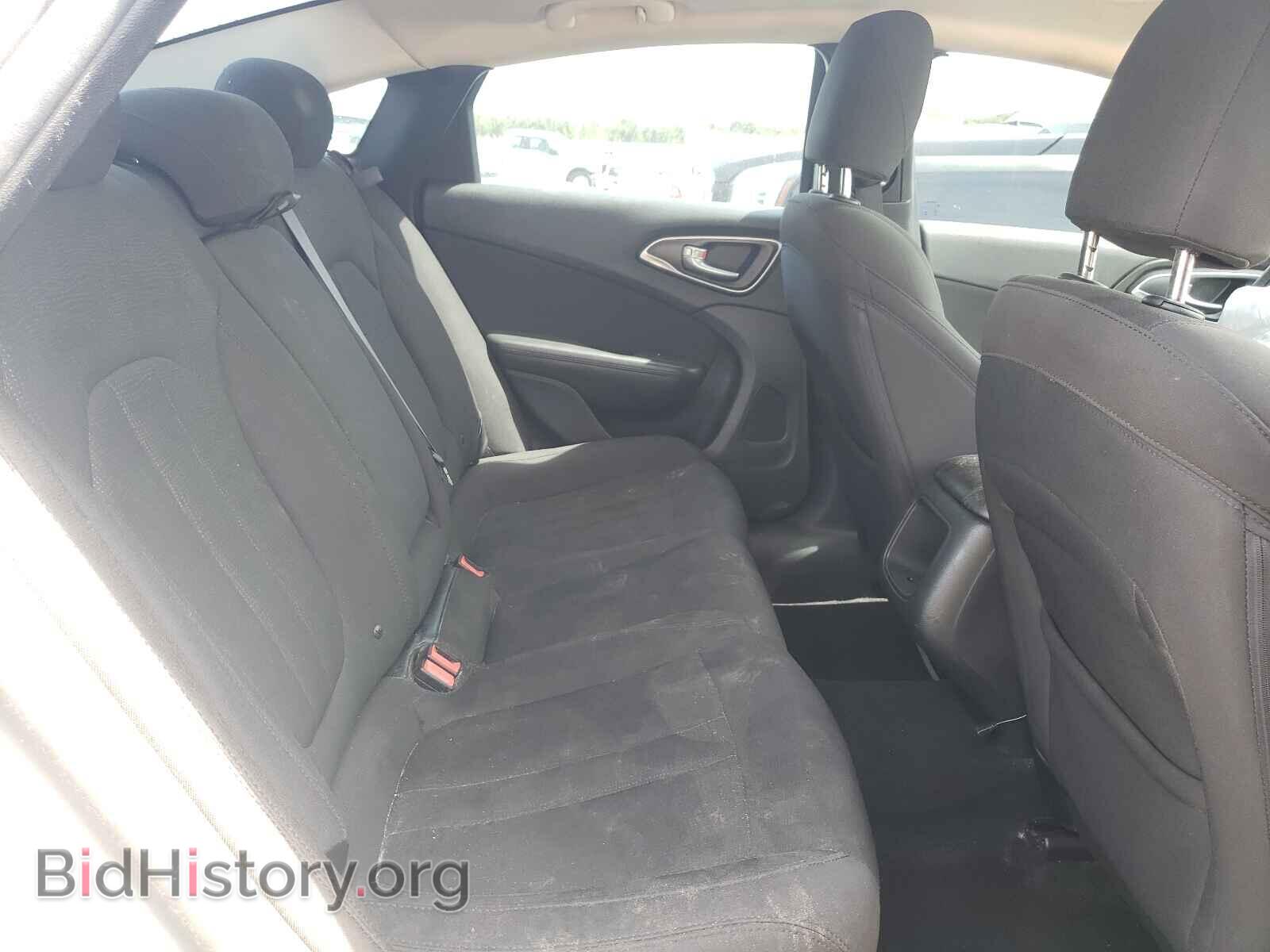 2015 CHRYSLER 200 - VIN: 1C3CCCAB4FN687280 - Фото 6
