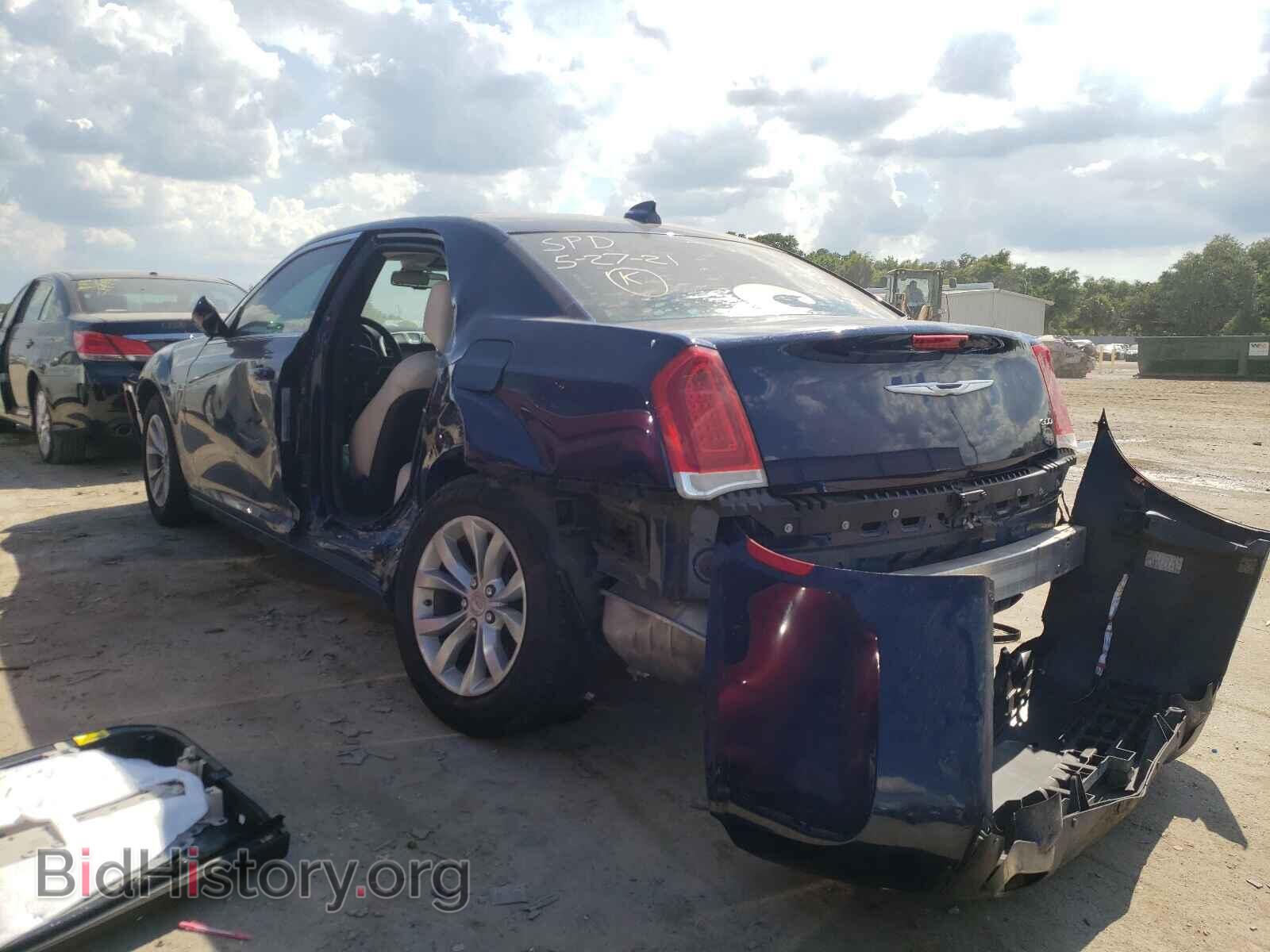 2015 CHRYSLER 300 - VIN: 2C3CCAAG2FH882545 - Фото 3