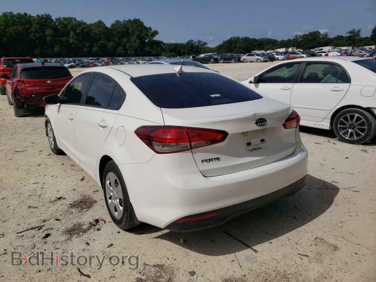 2017 KIA FORTE - VIN: 3KPFK4A72HE068200 - Фото 3