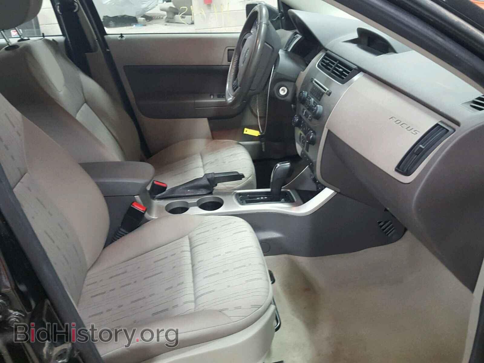 2009 FORD FOCUS - VIN: 1FAHP35N49W112241 - Photo 5