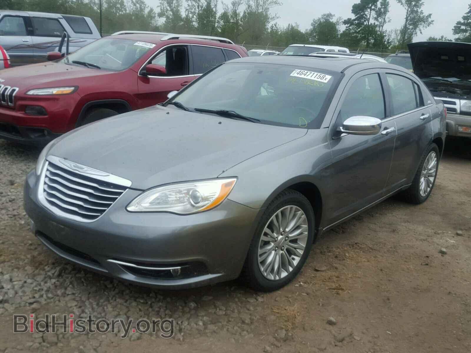 2011 CHRYSLER 200 - VIN: 1C3BC2FG3BN610873 - Фото 2
