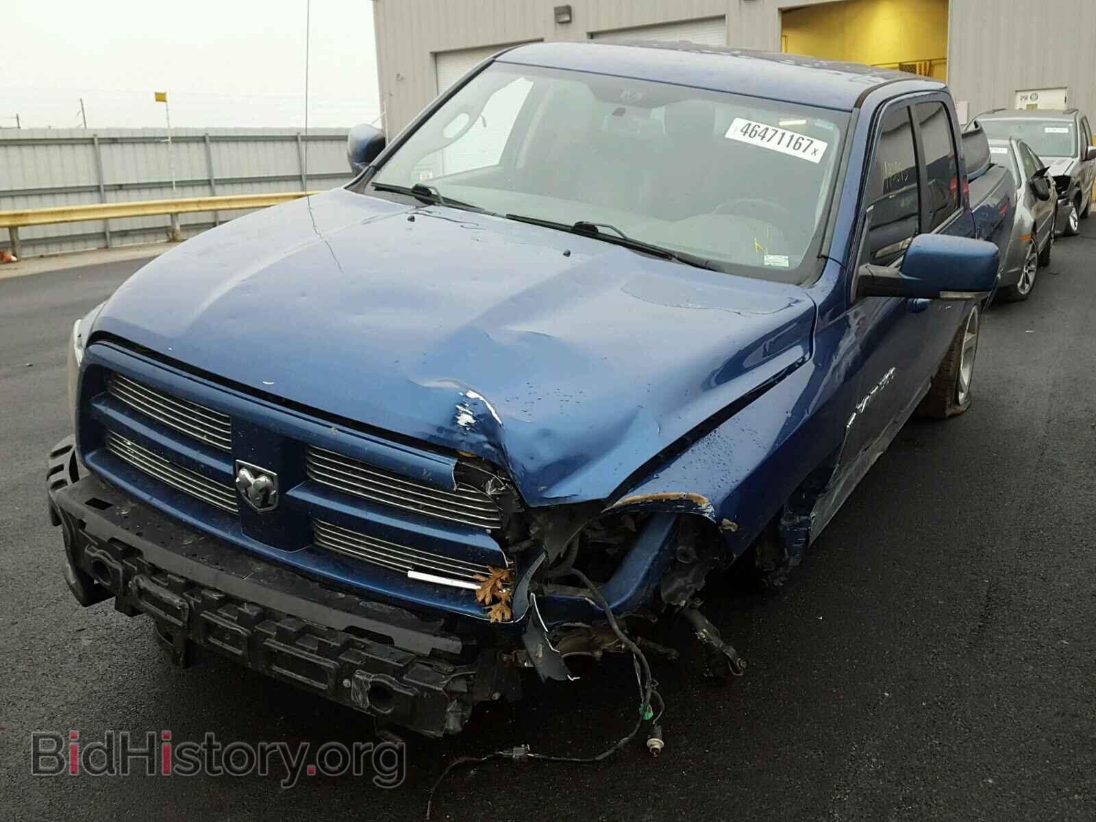 2011 DODGE RAM 1500 - VIN: 1D7RV1CT8BS576565 - Фото 2