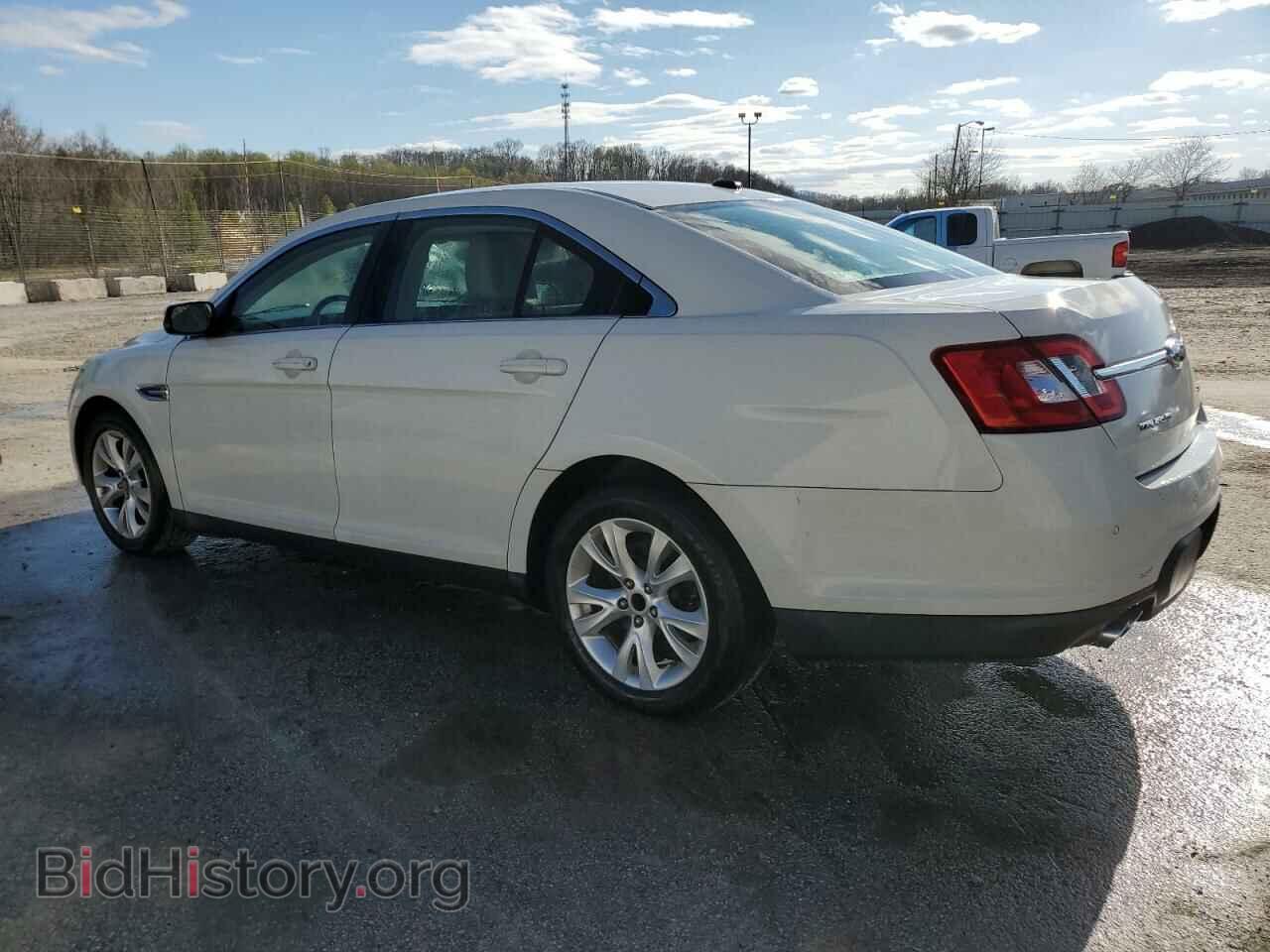 2011 FORD TAURUS - VIN: 1FAHP2EW1BG161853 - Photo 2