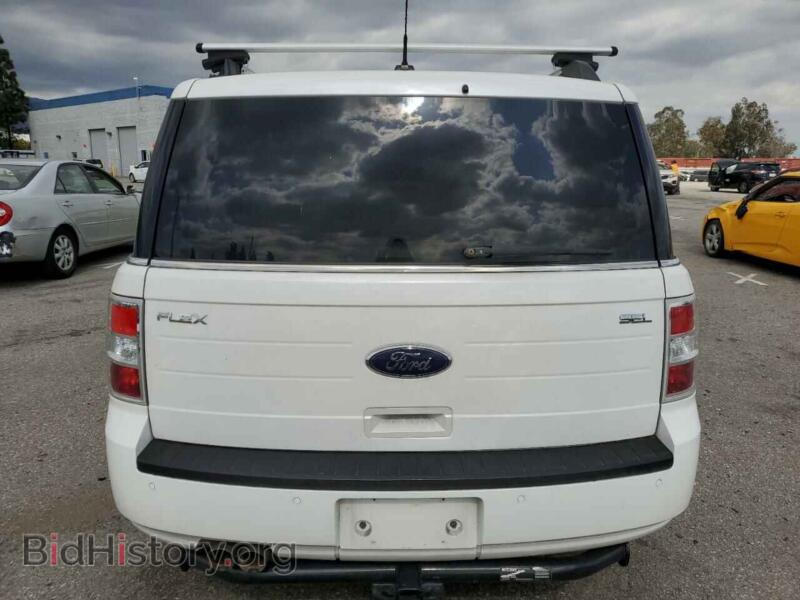 2011 Ford FLEX (VIN 2FMGK5CC8BBD32731) — photo 6 of 12