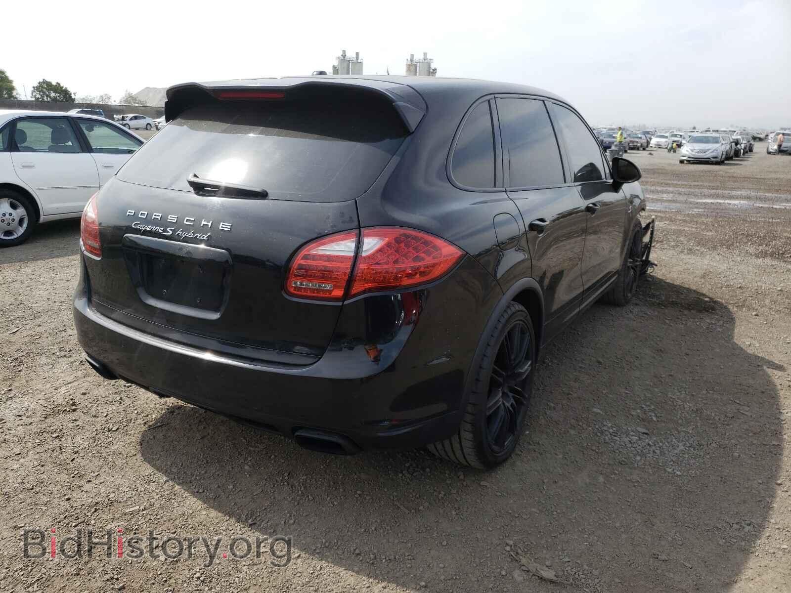 2011 PORSCHE CAYENNE - VIN: WP1AE2A28BLA91939 - Фото 4