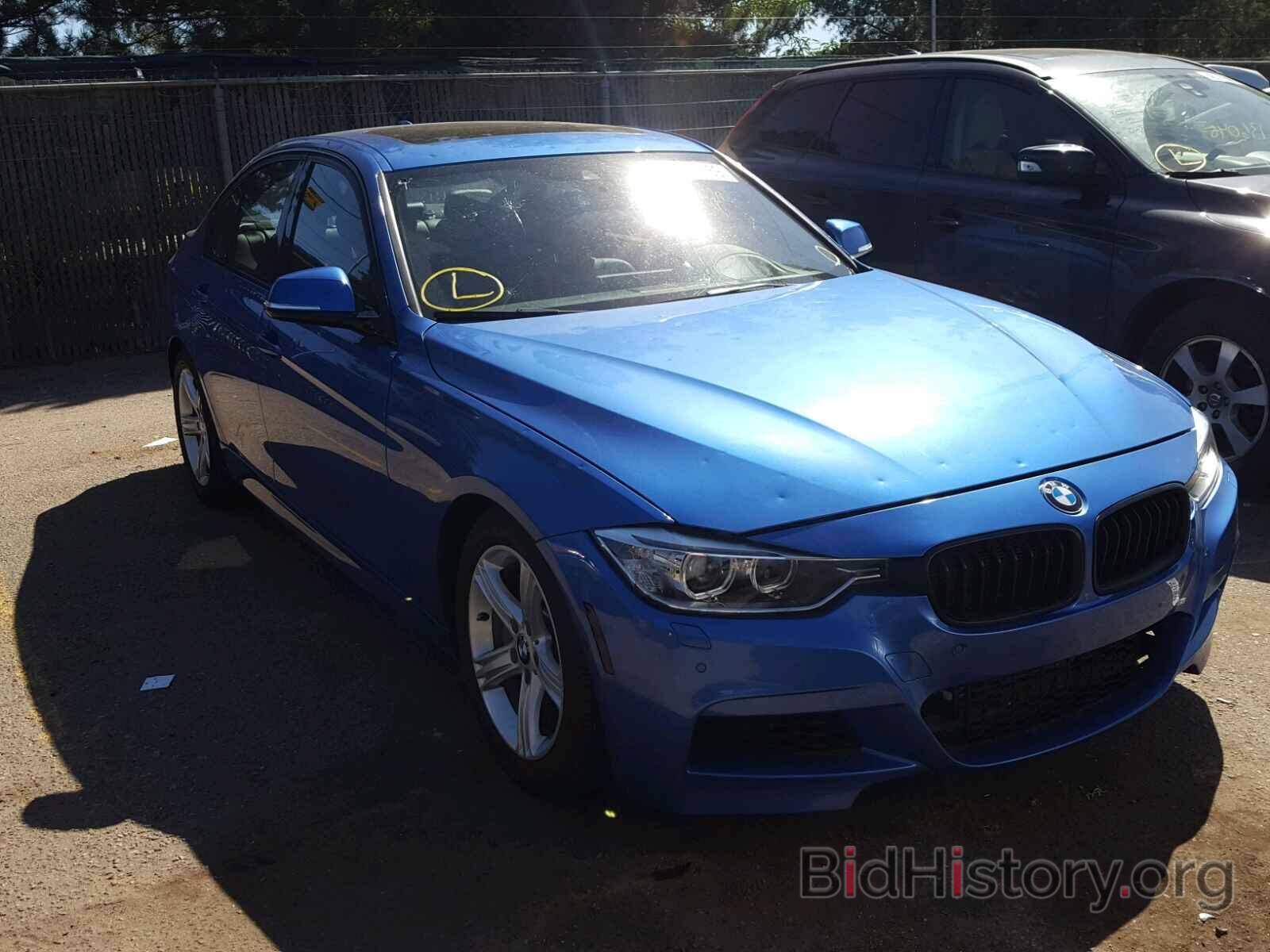 Photo WBA3A9C56DF077946 - BMW 335 I 2013