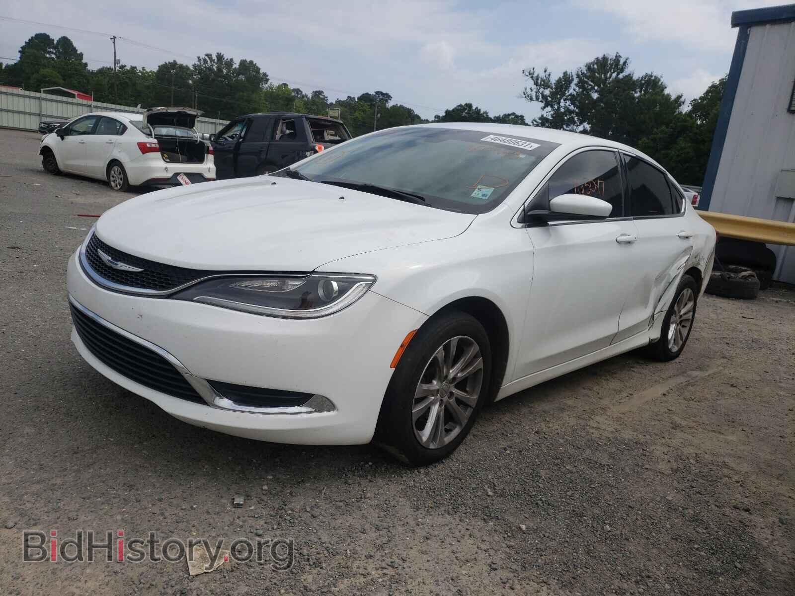 2015 CHRYSLER 200 - VIN: 1C3CCCAB0FN670945 - Фото 2