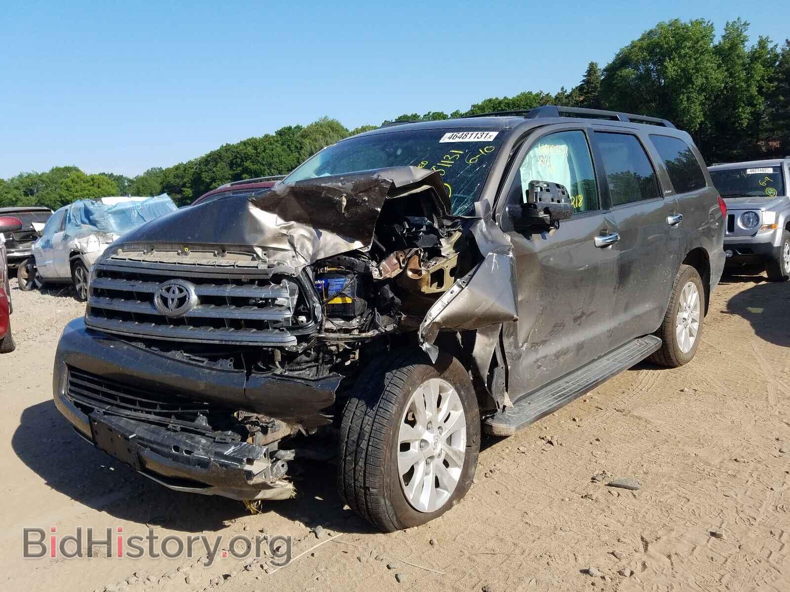 2012 TOYOTA SEQUOIA - VIN: 5TDDW5G16CS066064 - Фото 2