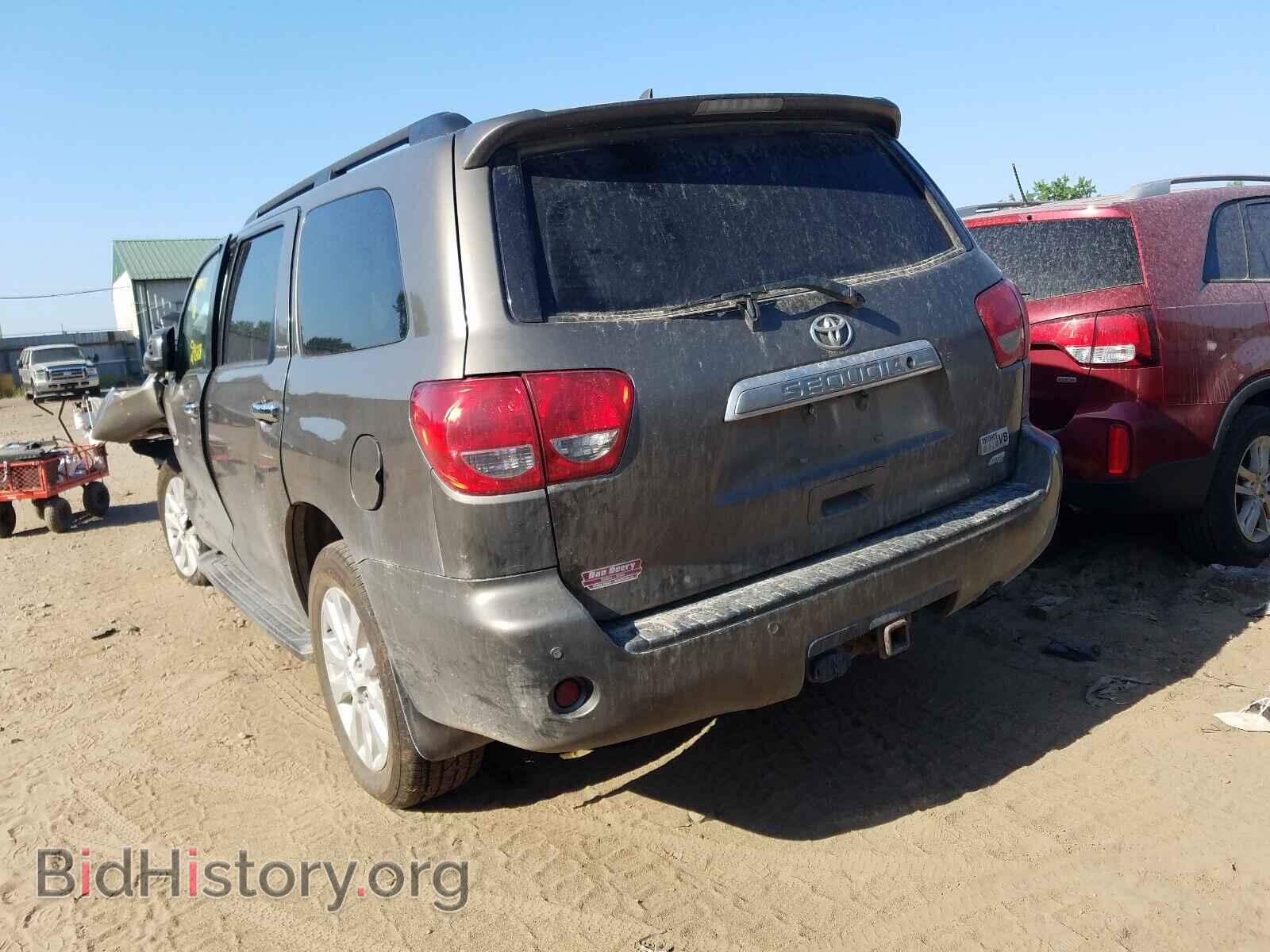 2012 TOYOTA SEQUOIA - VIN: 5TDDW5G16CS066064 - Фото 3