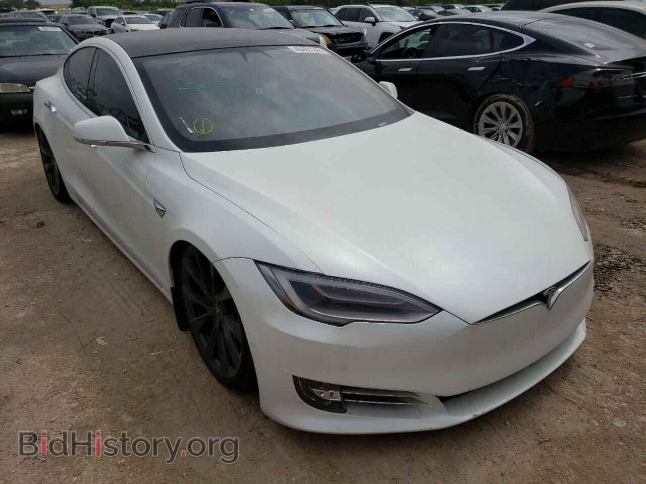 Фотография 5YJSA1E47LF396814 - TESLA MODEL S 2020