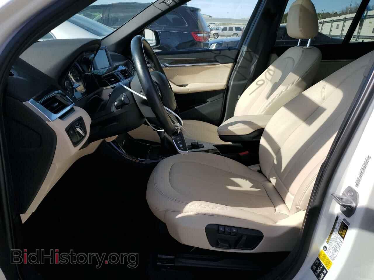 2016 BMW X1 - VIN: WBXHT3C33G5E47409 - Фото 7