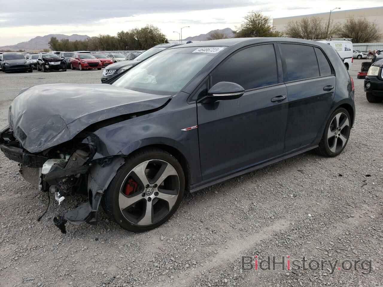 Photo 3VW4T7AU3HM045247 - VOLKSWAGEN GTI 2017