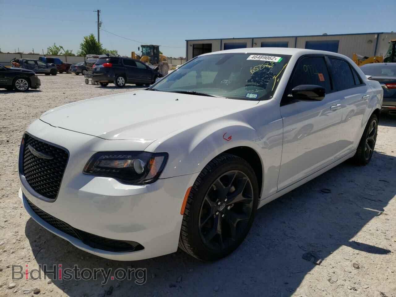 2021 CHRYSLER 300 - VIN: 2C3CCAAG4MH657573 - Фото 2