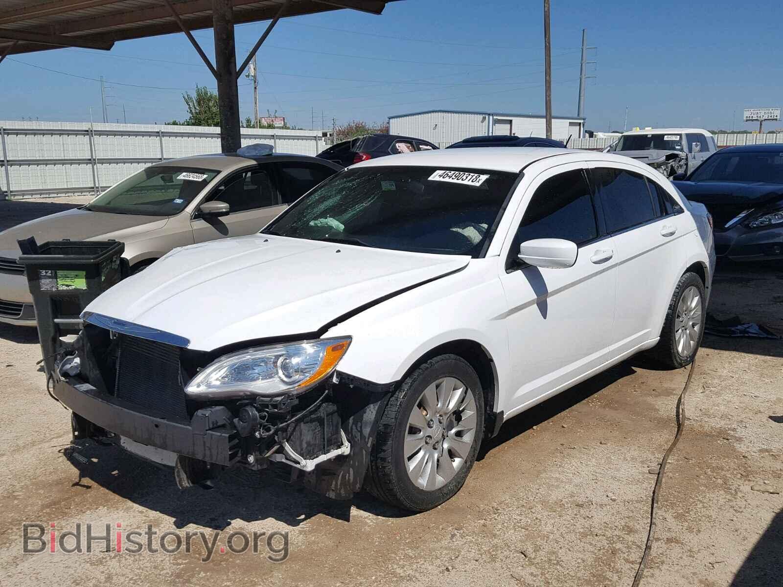 2014 CHRYSLER 200 - VIN: 1C3CCBAB0EN210953 - Фото 2