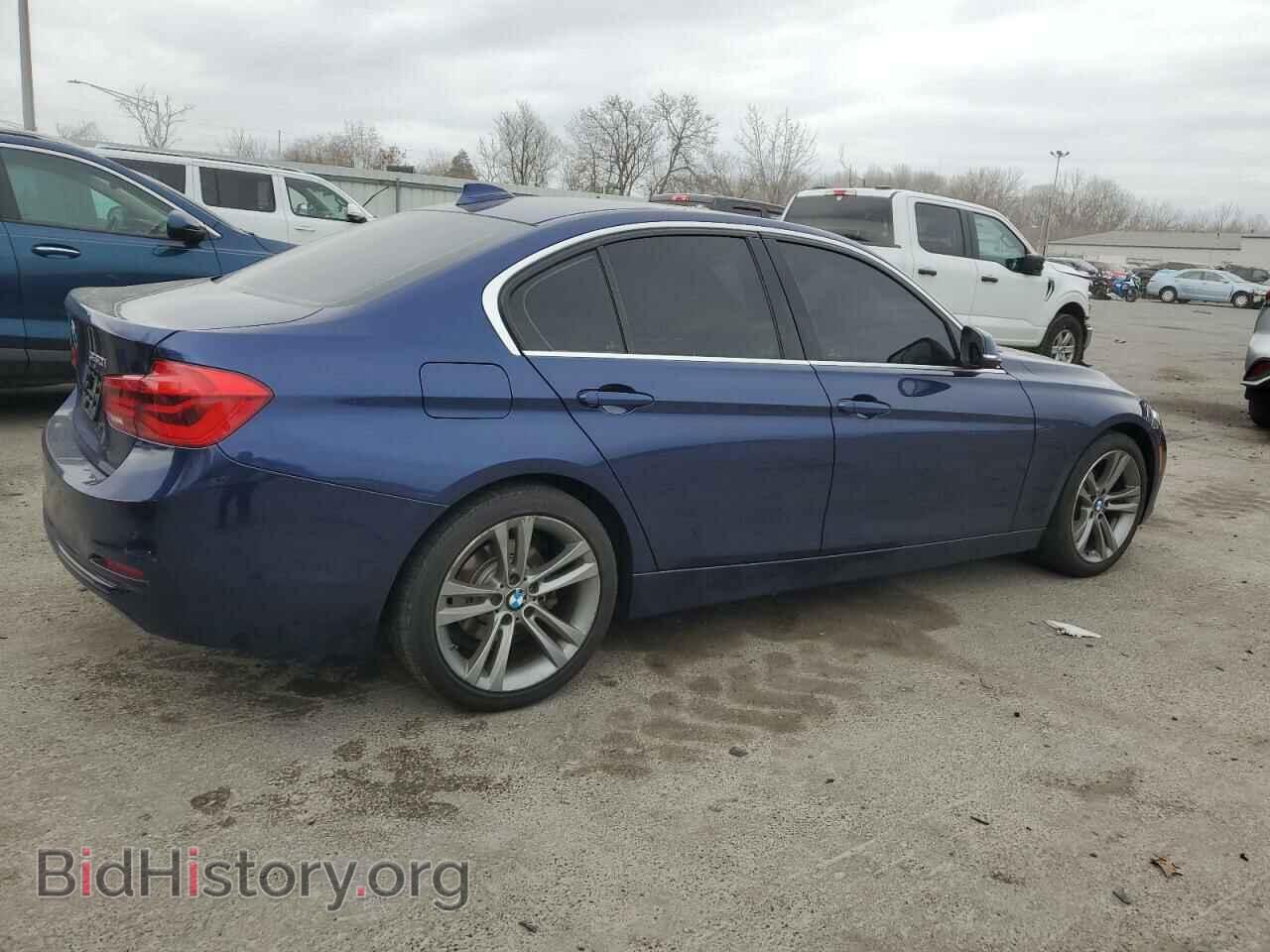 2017 BMW 3 SERIES - VIN: WBA8B9G53HNT89716 - Фото 3