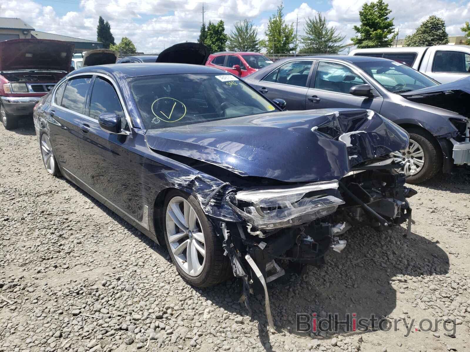 Фотография WBA7F2C5XGG420198 - BMW 7 SERIES 2016