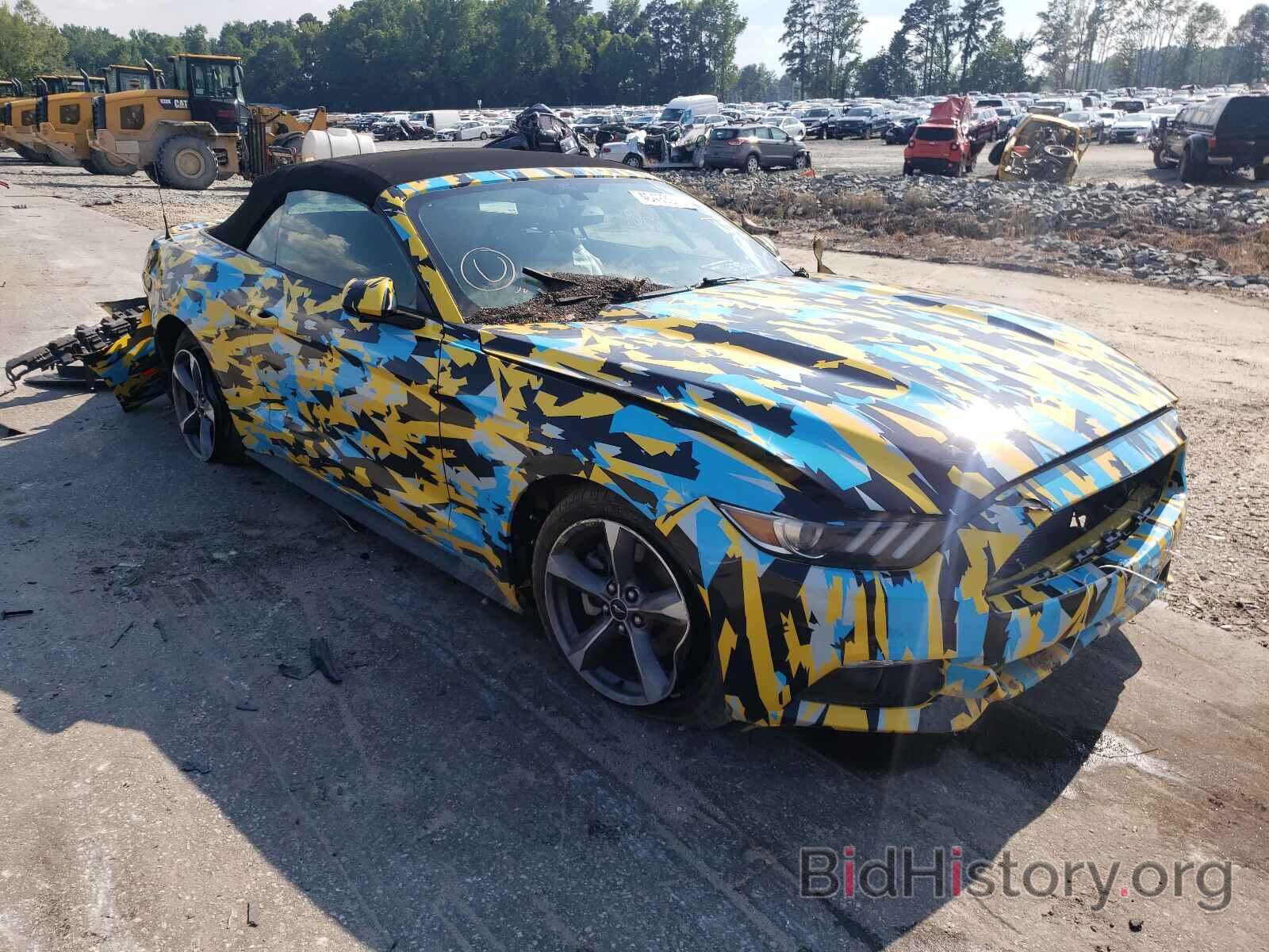 Photo 1FATP8EM7F5392950 - FORD MUSTANG 2015