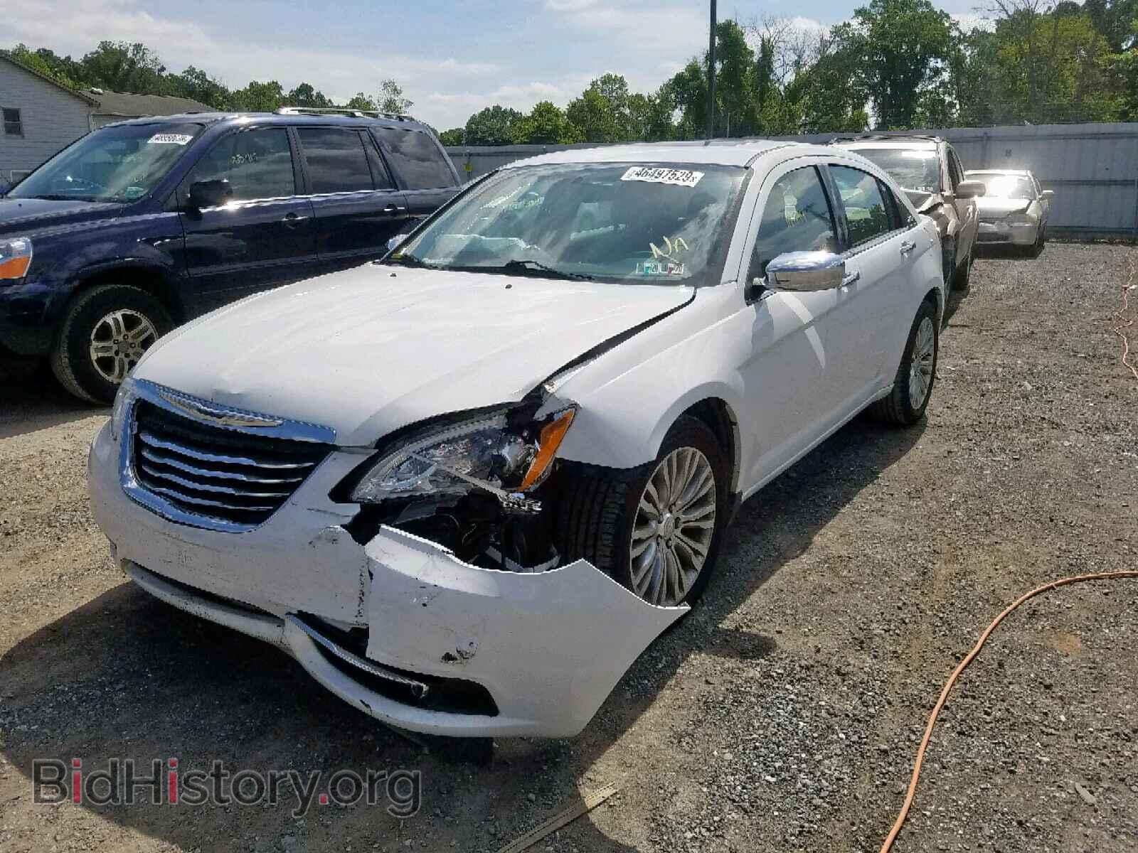 2012 CHRYSLER 200 - VIN: 1C3CCBCG2CN305603 - Фото 2