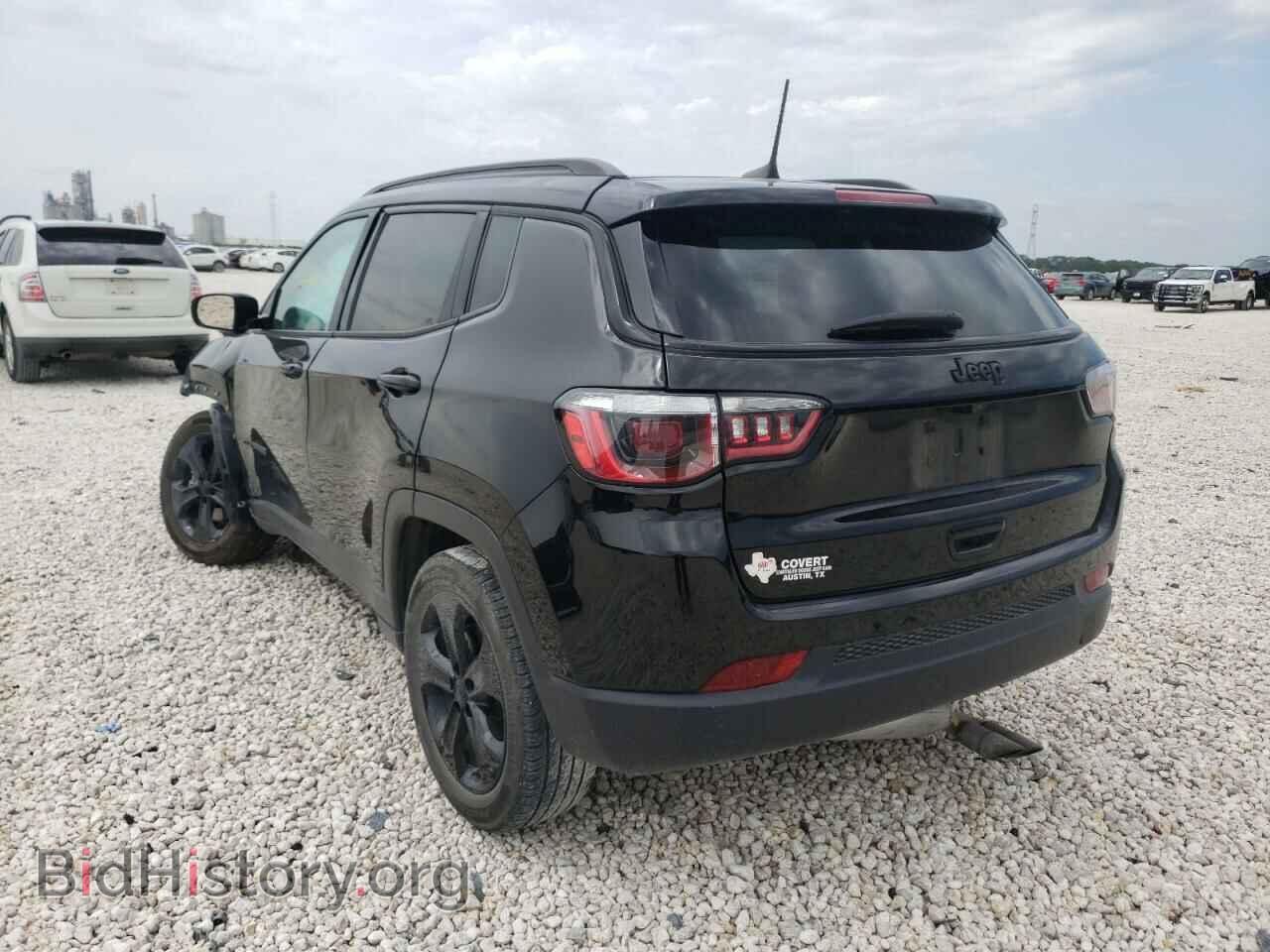 2018 JEEP COMPASS - VIN: 3C4NJCBB2JT300355 - Фото 3