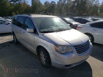 2010 Chrysler MINIVAN Town & COU, серебристый — VIN 2A4RR5D1XAR235505, Copart