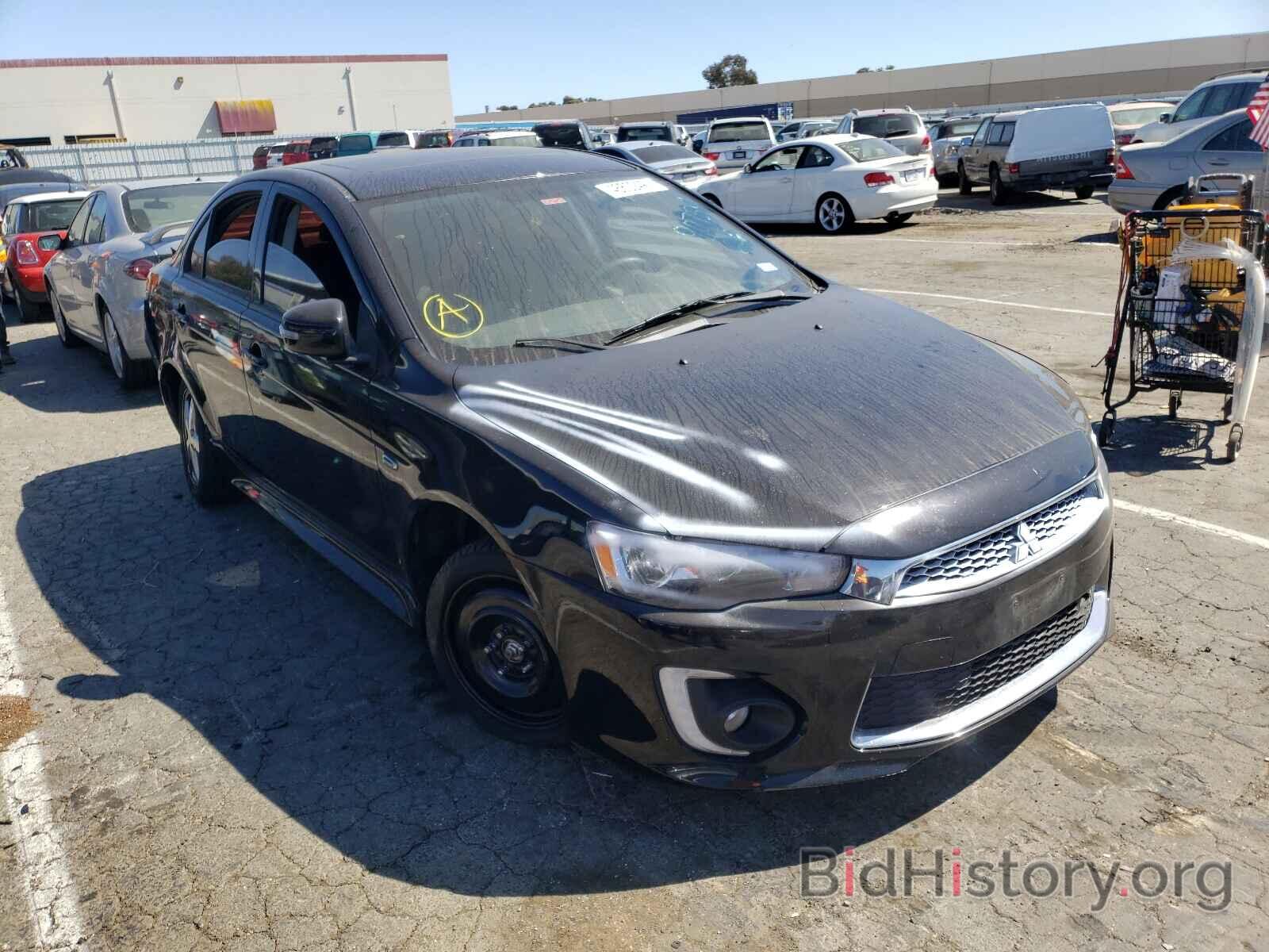 Photo JA32U2FU2HU015427 - MITSUBISHI LANCER 2017