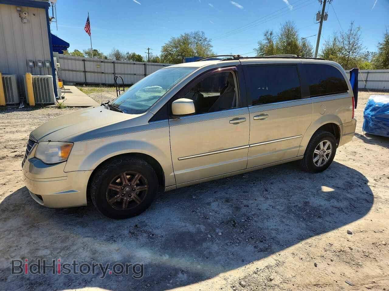 Photo 2A4RR5D16AR227093 - CHRYSLER MINIVAN 2010