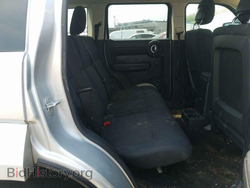 2011 Dodge NITRO (VIN 1D4PT4GX3BW561473) — photo 6 of 10
