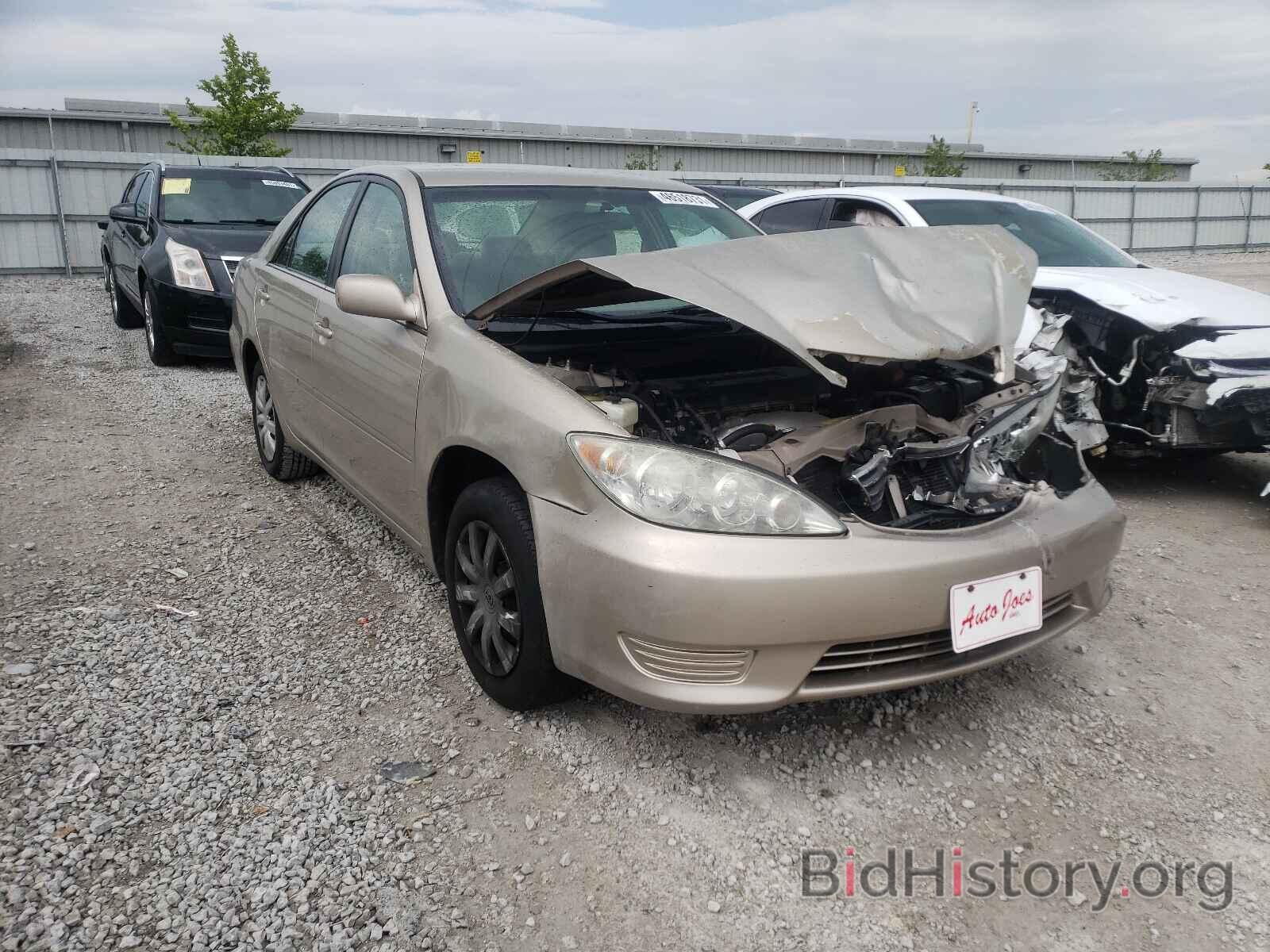 Photo 4T1BE32K26U719497 - TOYOTA CAMRY 2006