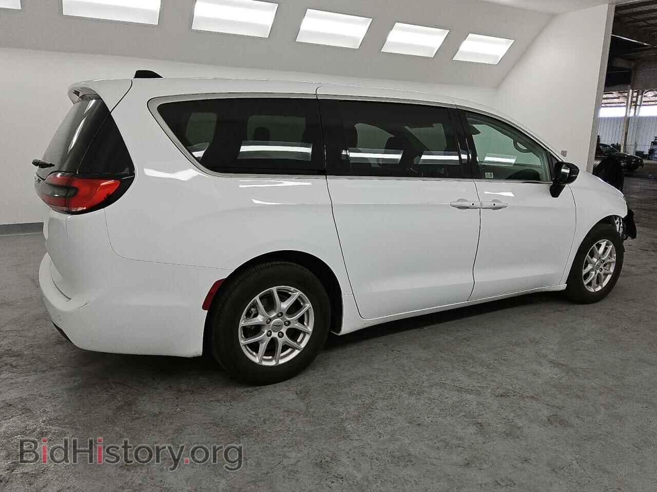 2024 CHRYSLER PACIFICA - VIN: 2C4RC1BG1RR141970 - Фото 3