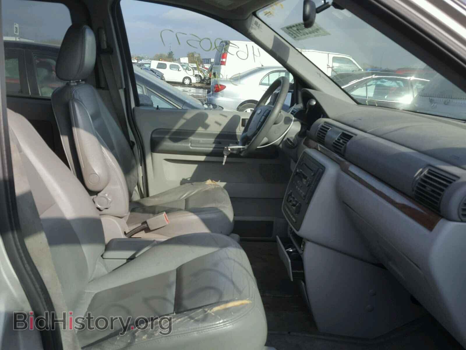 2004 FORD FREESTAR - VIN: 2FMDA52244BB00323 - Фото 5
