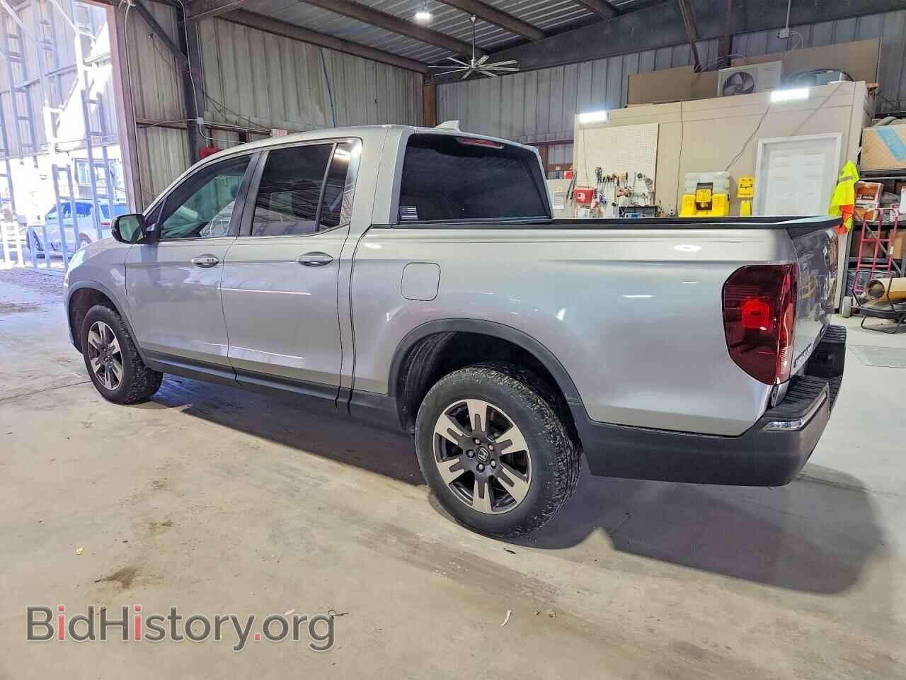 2017 HONDA RIDGELINE - VIN: 5FPYK3F68HB026246 - Photo 2