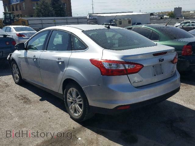 2012 Ford FOCUS (VIN 1FAHP3H28CL411242) — photo 3 of 10