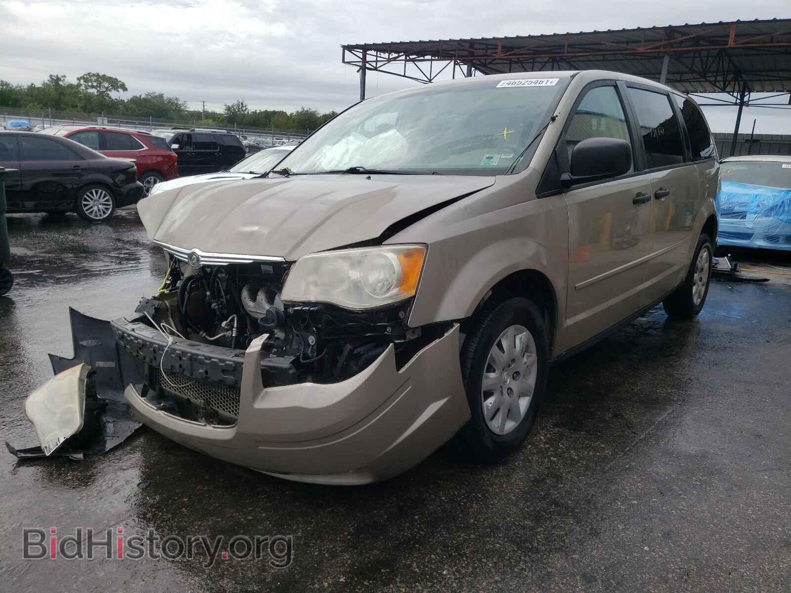 2008 CHRYSLER MINIVAN - VIN: 2A8HR44H88R727025 - Photo 2