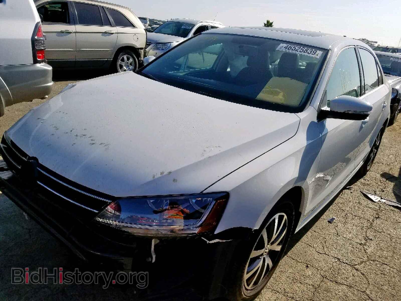 2017 VOLKSWAGEN JETTA - VIN: 3VWDB7AJ9HM210596 - Фото 2